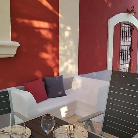 Casina Rossa Di Pietrafitta Bed & Breakfast Casarano