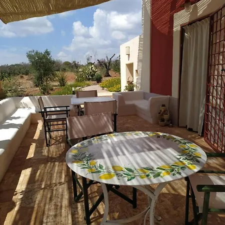 Casina Rossa Di Pietrafitta * Casarano